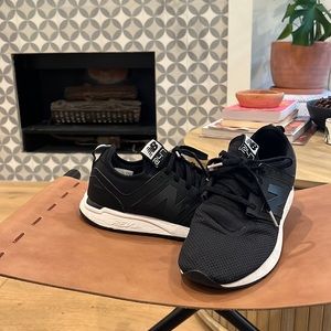 New Balance 247 black shoes. women’s size 7.5. Used.